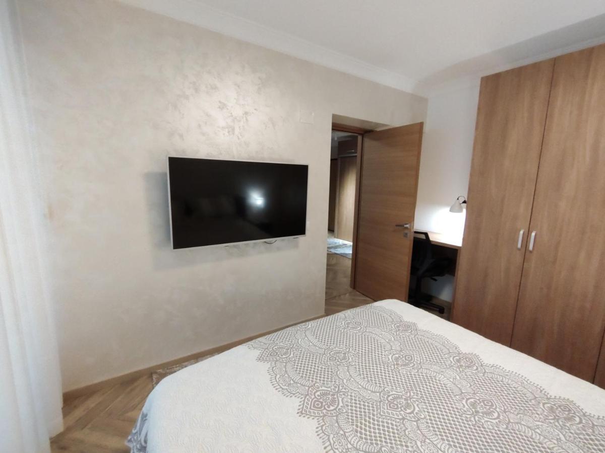 Decebal Premium Confort Craiova Esterno foto