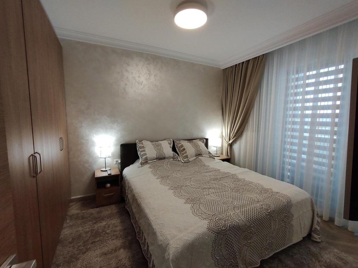Decebal Premium Confort Craiova Esterno foto